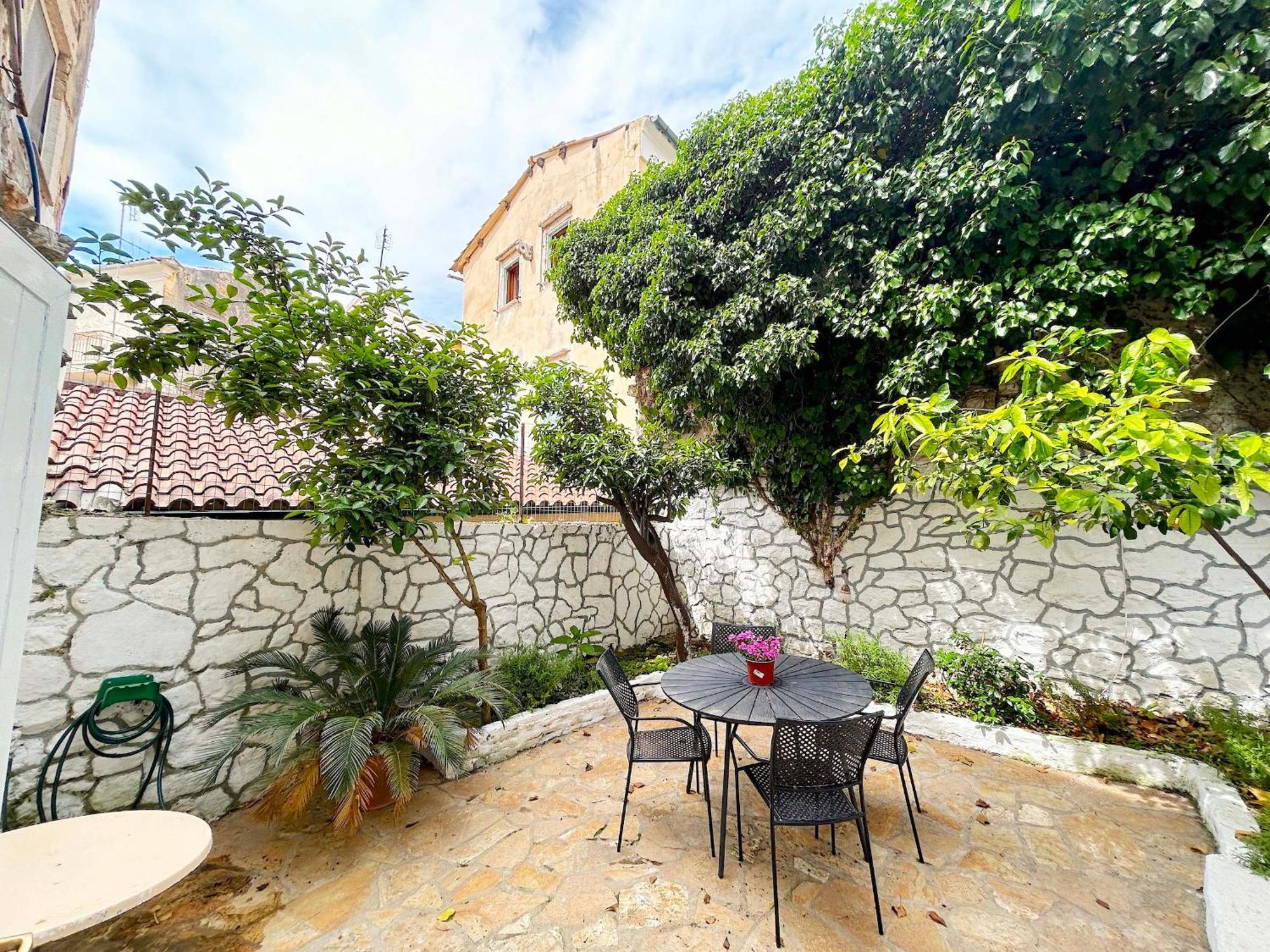 Traditional House With Ivy Garden Corfu  Exterior foto